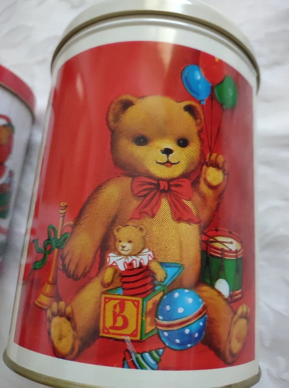 Vintage Teddy Bear Holiday Tin Cans With Lid